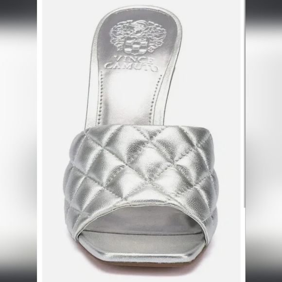 Vince Camuto Silver Quilted Mules Heeled Sandals NWT Size 9 - Picture 7 of 12